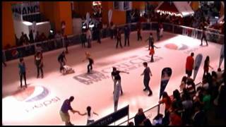 Multiplaza pista de patinaje sobre hielo Bloopers [upl. by Gentilis845]