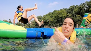 QUEM CAIU MAIS AVENTURA NO PARQUE AQUÁTICO GIGANTE ★ Muita Diversão no Lago com a Mamãe Fabi [upl. by Now]