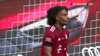 Joshua Zirkzee with an INCREDIBLE miss in Bayern Munichs preseason friendly against Ajax [upl. by Broucek]