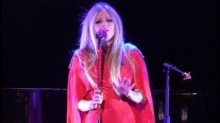 Avril Lavigne Im With You live Fox Theater Oakland CA September 17 2019 4K [upl. by Dennie672]