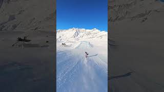 Descente de Cervinia avec Loan Bozzolo et Merlin Surgnet 🏂 [upl. by Nennerb]