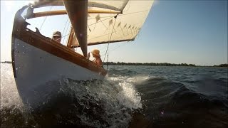 Sailing Cricket a Herreshoff 12 12 on White Bear Lake [upl. by Gonta]