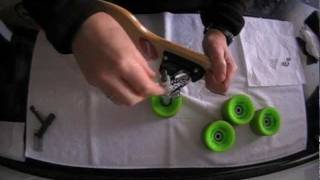 LONGBOARD LIMPIEZA RODAMIENTOS clean bearings [upl. by Neelhtac]