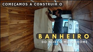 O BANHEIRO parte 2 Nossa parede é de madeira [upl. by Ledif537]