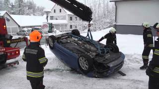 Feuerwehr Gleisdorf  Verkehrsunfall B54 bei GH Wolf [upl. by Loutitia]