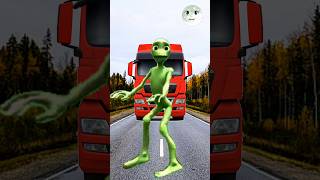 Dame tu Cusita alien dance Vs bus driver Moon With Aroplan funny aliendance vfx sho [upl. by Lamar572]