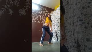 O Aithey Aa 🥵 Dance cover by shanu  trending dance ytshorts [upl. by Sells137]