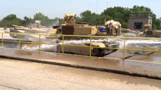 Cleaning US Army M1A2 Abrams Tanks [upl. by Ogawa603]