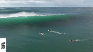 SOLID STRADDIE THINS THE CROWD Raw Surfing [upl. by Dolora]