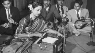 Geeta Dutt  Aata hai zindagi mein  Meri Kahani 1948 [upl. by Llerrit]