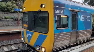 Alstom Comeng at Flinders Street and Prahran [upl. by Jotham]