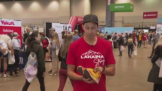 Victim of Hawaii wildfires runs Chicago Marathon to raise money for his community [upl. by Deedahs]