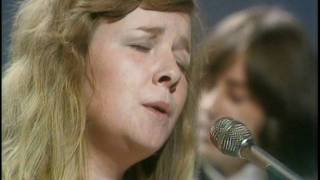 Sandy Denny 1975 unseen footage [upl. by Garnette]