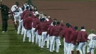 WS2004 Gm2 Foulke gets Matheny to secure Game 2 win [upl. by Zaria534]