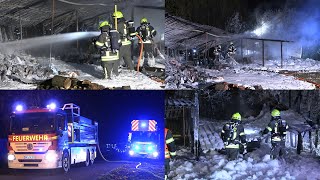 PKW UND CARPORT WERDEN RAUB DER FLAMMEN IN VIERNHEIM  GROßER SCHAUMANGRIFF  03112023 [upl. by Helaine]