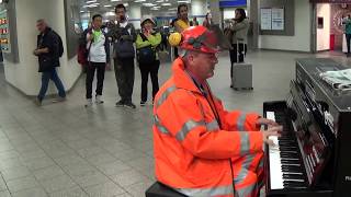 Roadmans Irresistible Piano Groove in the Station [upl. by Nahsab]