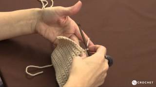 How to Hold a Crochet Hook amp Yarn [upl. by Yreffeg]