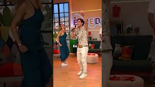 Disfrutando de nuestra nueva rumba en el programa de Enreda2 en Canal Sur 🤩💃 eaeacomronea rumba [upl. by Bahner932]