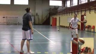 Fundamentos técnicos de baloncesto  El Pase [upl. by Zuliram189]