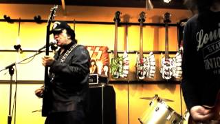 GENE SIMMONS in G CLUB TOKYO DEUCE ジーン・シモンズ スペシャルランチパーティ [upl. by Oirom]