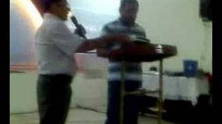 EL PASTOR DE LOS JOVENES ONE PREDICA ADAN Y EVA POSTMODERNO [upl. by Luzader]