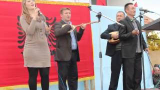 Shyrete Behluli  Dasma kosovare Official Video [upl. by Pisarik517]