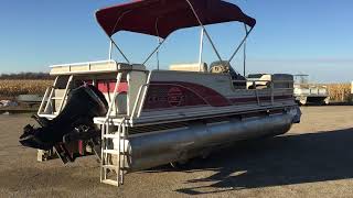 2001 21 Suntracker Pontoon  No motor [upl. by Inglis]