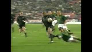 Rassie Erasmus try saving tap tackle on Lomu [upl. by Lauhsoj]