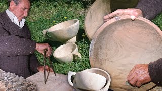 CUENCOS DE MADERA tallados a mano los DORNILLOS Elaboración artesanal para su uso en la montaña [upl. by Wilsey]