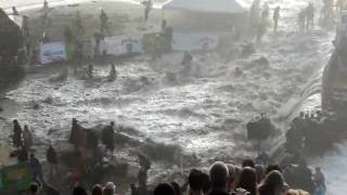 Massive rogue wave injures crowd at the Mavericks Surf contest on 21310 [upl. by Ellehcen]