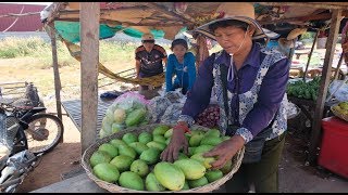 เที่ยวตลาดกัมพูชา ร้านค้าฝั่งเขมร ชายแดนช่องสะงำ  แม่โขง ออนทัวร์ [upl. by Aneloc]