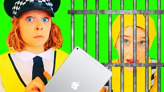 15mins BIGGY THE POLICEMAN iPad Police Kids Helps People [upl. by Howland708]