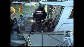 Le Squadre nautiche della Polizia di Stato [upl. by Ploss]