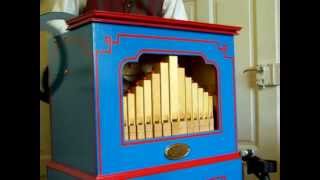 quotCrazy Rythmquot auf 20er Drehorgel  Draaiorgel  20 note busker organ  orgue de barbarie [upl. by Lyrej419]