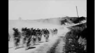 The famous Bersaglieri cyclists of the Italian Army  1915 [upl. by Thunell]