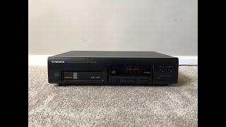 Pioneer PDM403 6 Compact Disc CD Player Changer [upl. by Enahsal]