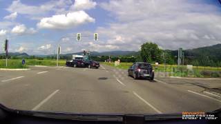 Schwerer Autounfall  Massive Car Crash  300616 [upl. by Monarski]