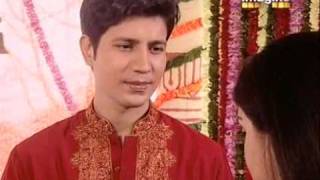 rehna hai teri palkon ki chhaon mein 19th March 2010 part2 [upl. by Mientao]