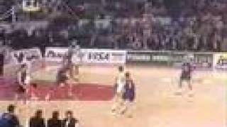 olympiakos vs barcelona 7358 1997 euroleague final [upl. by Massarelli287]