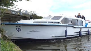 Mishap central at Ludham Bridge and a Ranger pays a visit… boat boating river 4k [upl. by Ahsieyt]