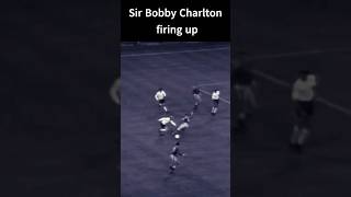 Watch Sir Bobby Charlton unleash the power of his right foot Thunderbolt goal football goals [upl. by Narine944]