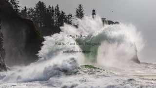 Incredible Stunning Massive Pacific Ocean Waves at Cape Disappointment clear bright 1080p HD [upl. by Aurel]