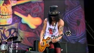 Guns N Roses Slash  Sweet Child O Mine   Glastonbury Live Concert 2010flv [upl. by Nosnaj]