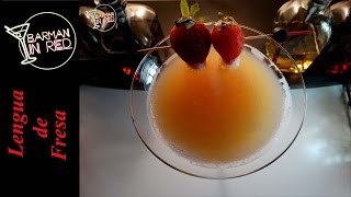 bebidas con whisky  Coctel Lengua de Fresa [upl. by Terrab387]