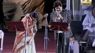 Tu Mere Saamne  Lata Mangeshkar Udit Narayan Live Hyderabad Concert 2002  Darr [upl. by Glenda31]