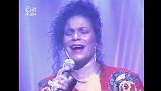 Eva Ayllón  Negra presuntuosa EN VIVO 1994 [upl. by Ynabe]