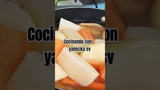 delicioso guisado recien comida food cocinando deliciousfood foodie deliciosos [upl. by Aytnahs753]