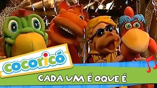 Videoclipe  Cada um é o que é [upl. by Waldner969]