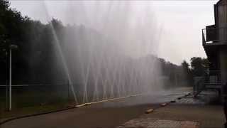 Brandweer test watergordijn bij oefencentrum [upl. by Loralie]