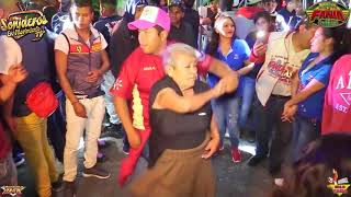 BAILE SONIDERO LA CUMBIA DE LA VERDOLAGA  SONIDO FANIA [upl. by Eimrots144]